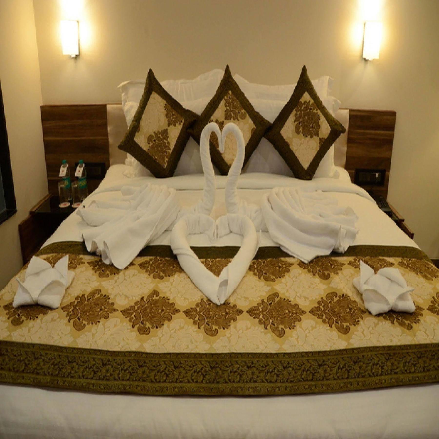 Charanpahari Hotel Нью-Делі Екстер'єр фото